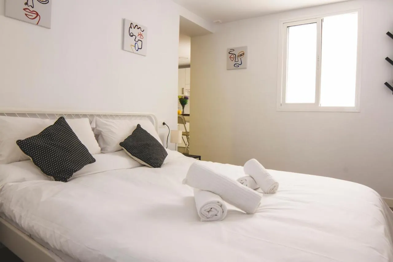 Botica, Encantador apartamento en pleno centro histórico Cádiz España