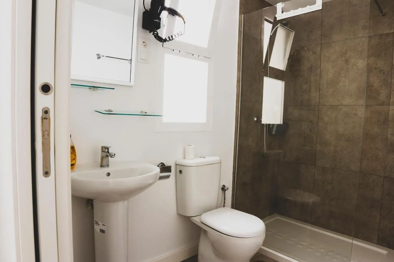 Botica, Encantador apartamento en pleno centro histórico Cádiz España